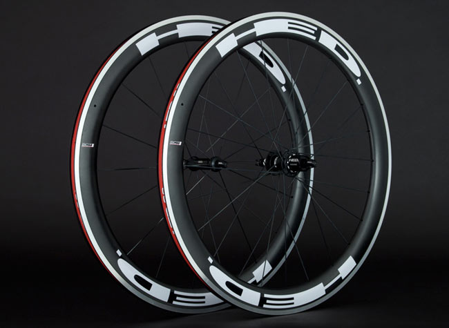 The Jet 5 wheelset from Hed is great for those looking to trim a little weight but still be aero. For the best of both worlds, look no further than the 5/7 set.